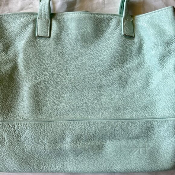 FRESHLY PICKED Original Leather Carryall Bag - Baby Blue - Great Condition - Picture 3 of 16